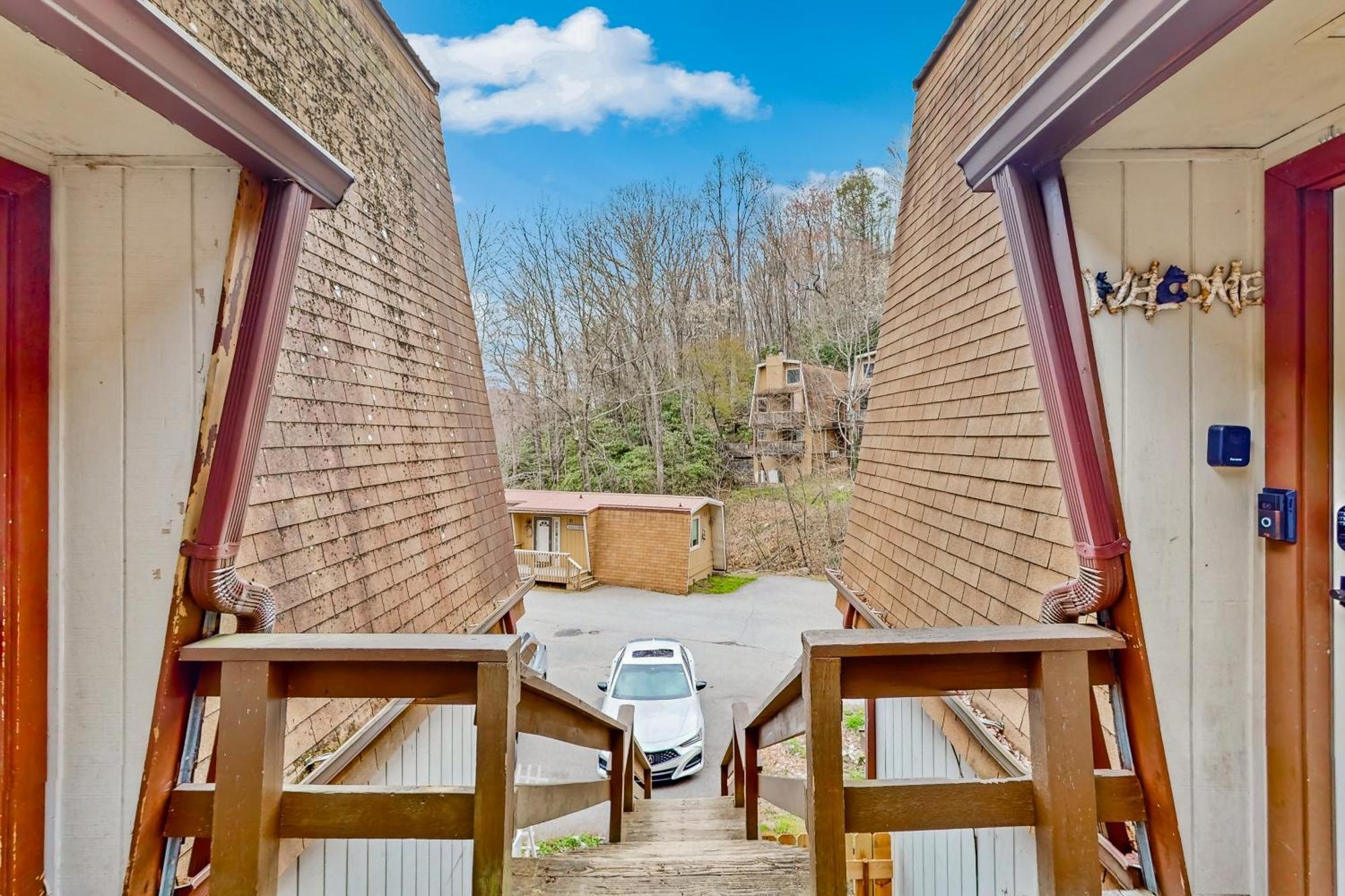 30A Creekside Apartment Banner Elk Exterior photo